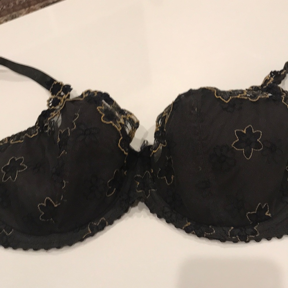 Prima Donna black and beige lace size 32E